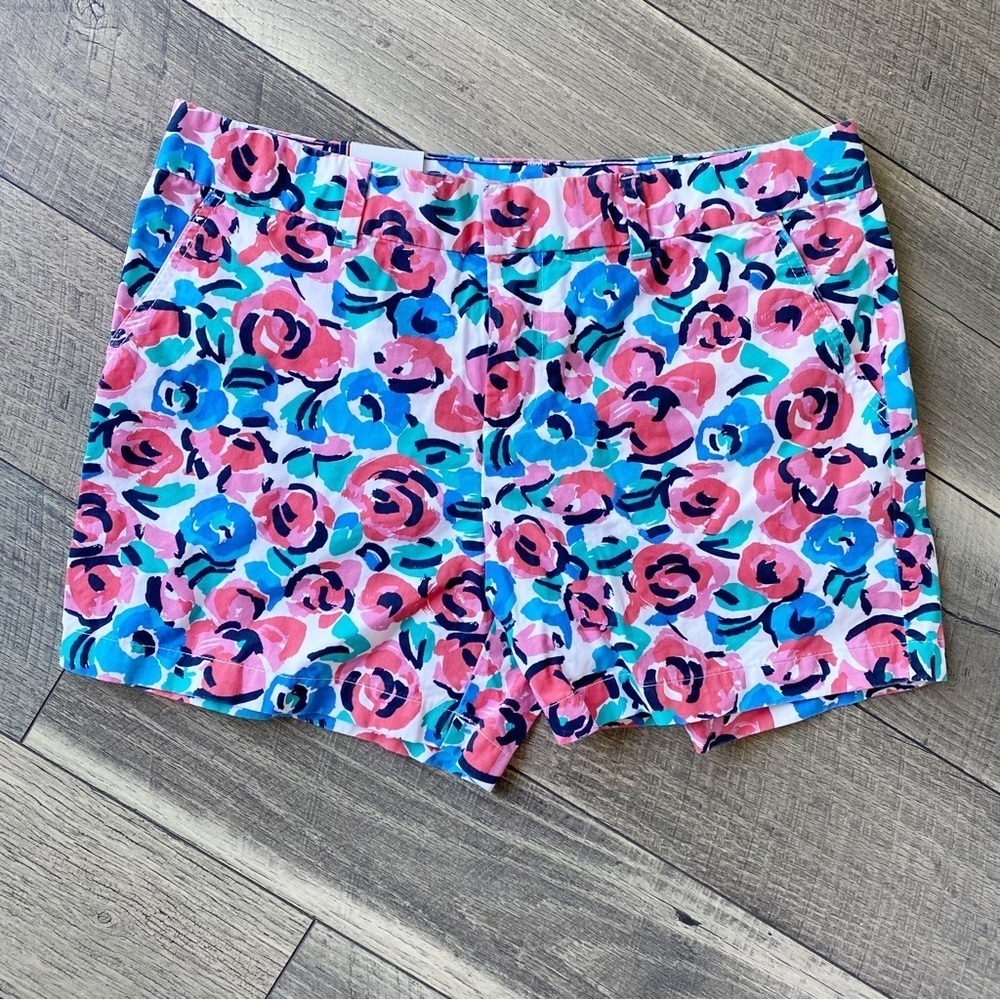 NWT Tommy Hilfiger Shorts Size 10 Rose Floral Pink Blue Green Vacation